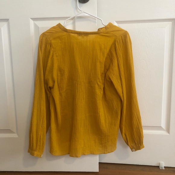 Super cute madewell top! - Picture 2 of 4